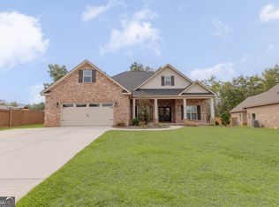 203 Twisted Laurel Ln, Bonaire, GA 31005