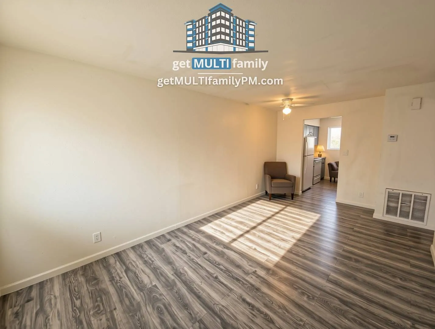 2 bed, 1.0 bath, 705 sqft, $1,100 — Photo 4