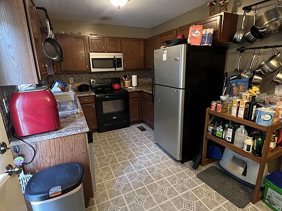 2nd image of 115 Eagle Dr