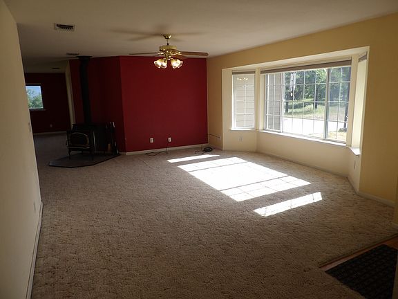 5th image of 42366 Old Yosemite Rd