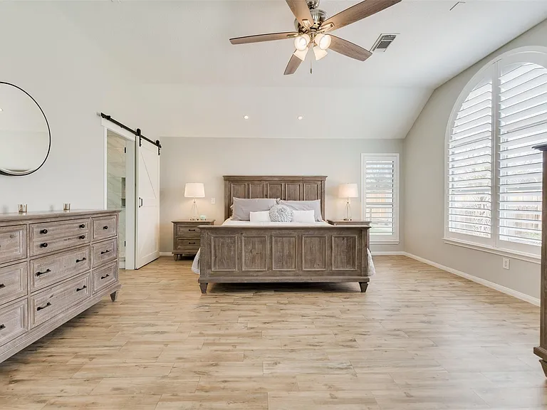 13807 Halpren Falls Cir — Photo 23