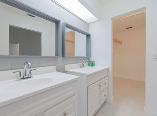 6090 Aloma Ln, Boca Raton, FL 33433