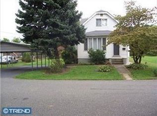 825 Cornell Ave, Maple Shade, NJ 08052