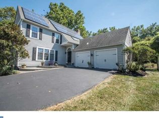 29 Farmingdale Ln, Newark, DE 19711