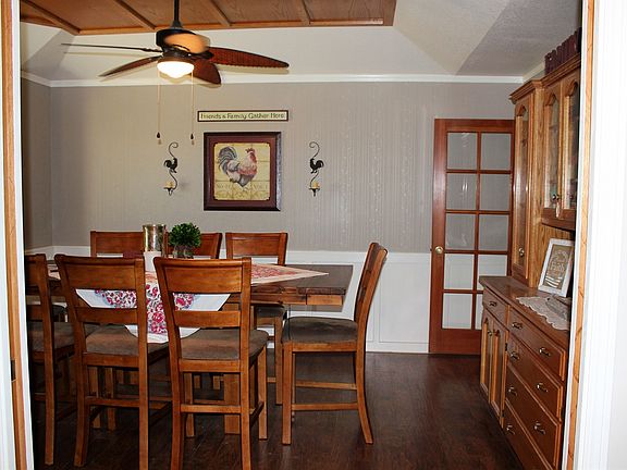 Formal dining