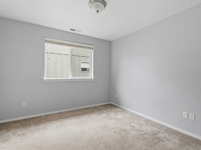 4236 Azalea Ave SE — Photo 14