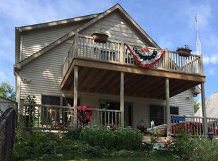 12 Ems D18a1 Ln, Syracuse, IN 46567