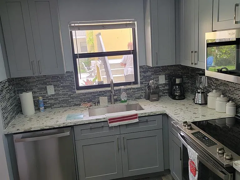 524 Osprey Dr #10B — Photo 2
