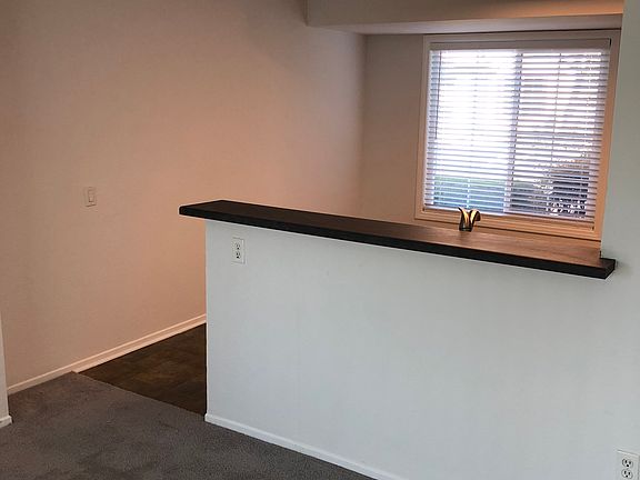 3rd image of 1365 Crafton Ave APT 1086