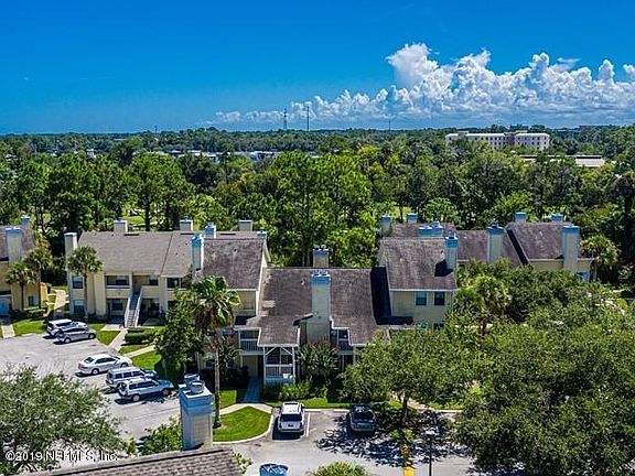 2nd image of 100 Fairway Park Blvd Unit 1403