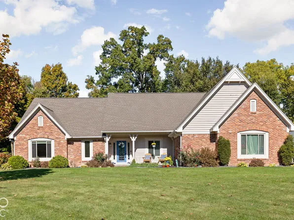 10704 Sand Key Cir, Indianapolis, IN 46256