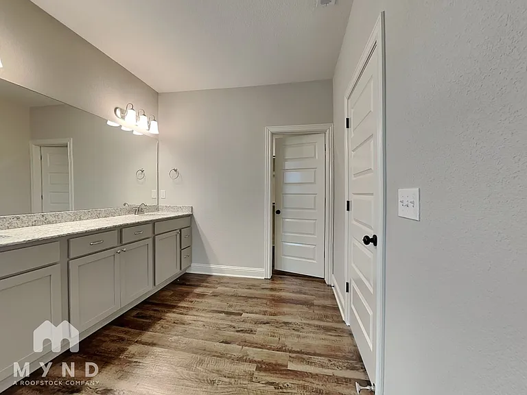 741 Captain Stockton St — Photo 12