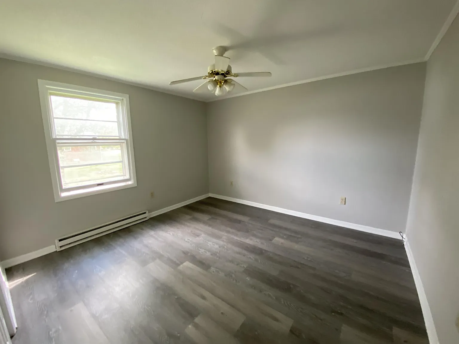 114 Third St - . — Photo 4