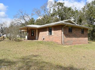 742 Sunday Rd, Chipley, FL 32428
