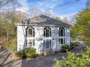 499 Greendale Ave, Needham, MA 02492