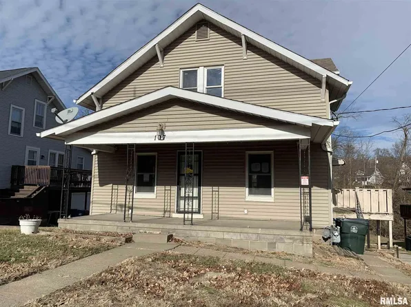 107 E Fulliam Ave, Muscatine, IA 52761