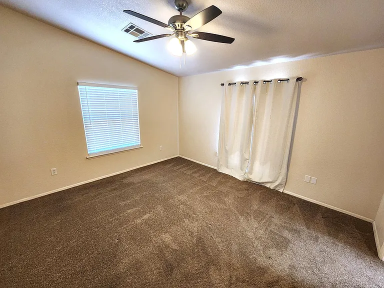 1535 Vajillo Ln — Photo 18