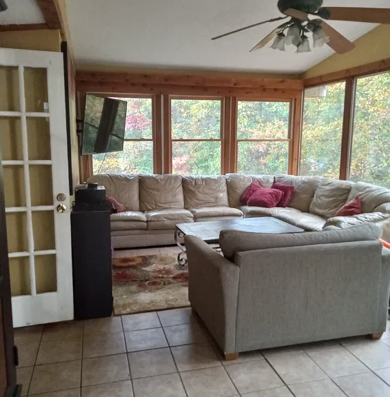 3324 Cowan Mill Ct — Photo 2