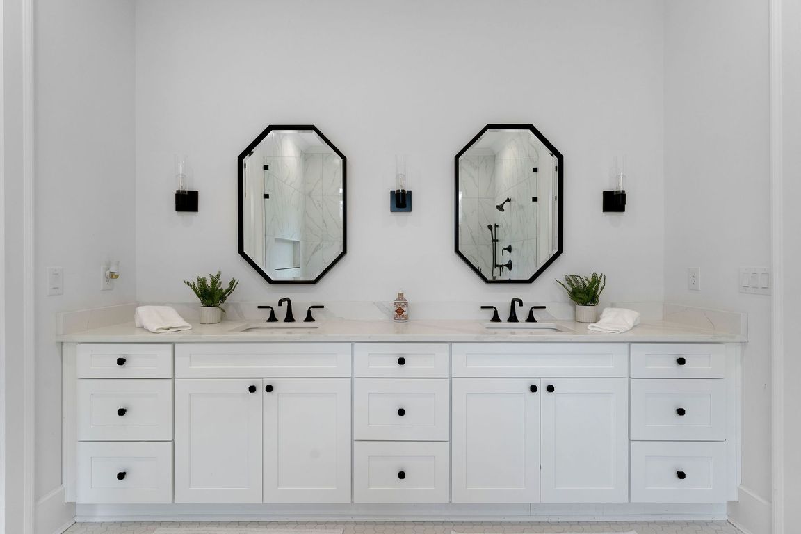 next background image