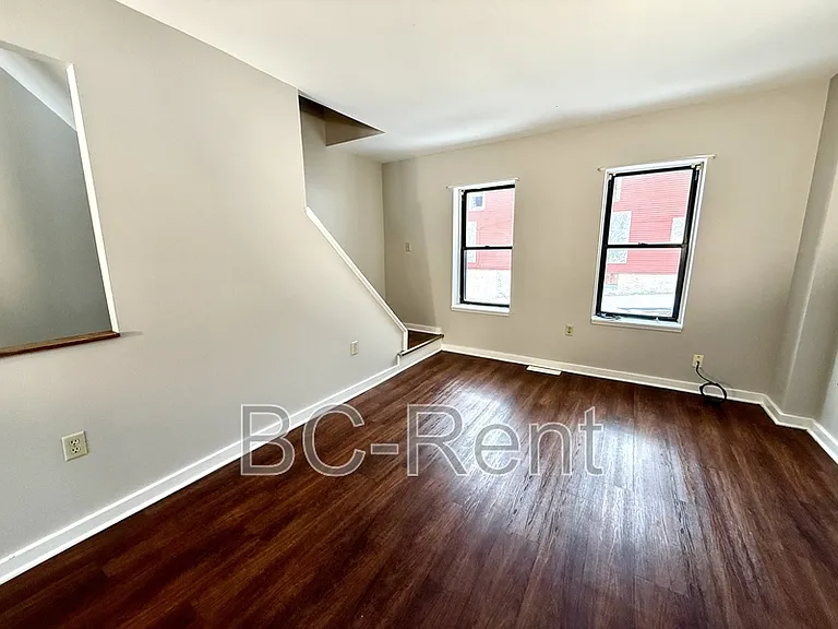 400 Beaver Ave — Photo 6