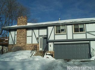 6867 Macbeth Ct, Woodbury, MN 55125