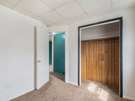 5th image of 26416 Lakeview Dr