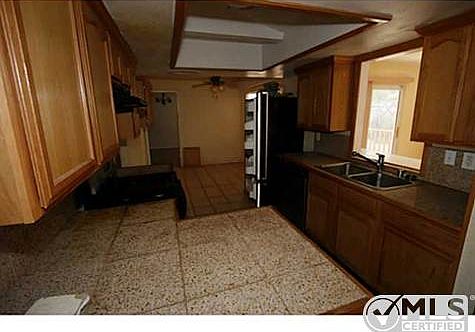5th image of 5724 Creston Ave