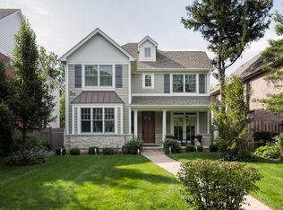 1014 Pine St, Winnetka, IL 60093