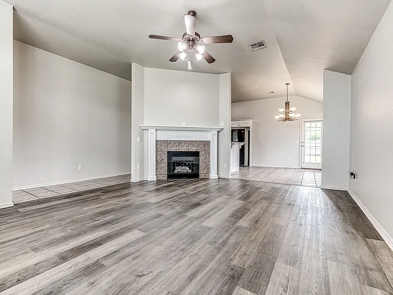 21862 Meadow Mist Ct — Photo 5
