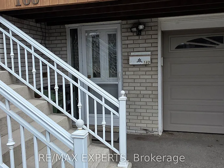160 Ardwick Blvd — Photo 2