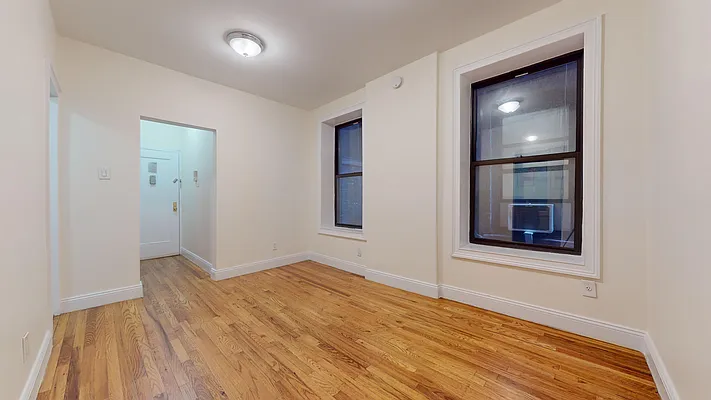 Rented by Bond New York | media 1