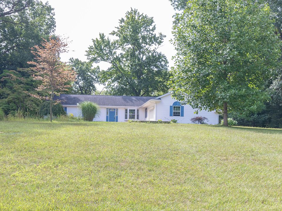 1st image of 15593 Shady Ln