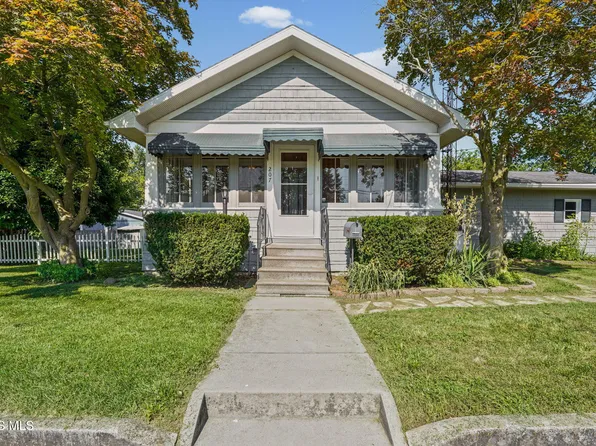 207 Rhodes Ave, North Baltimore, OH 45872