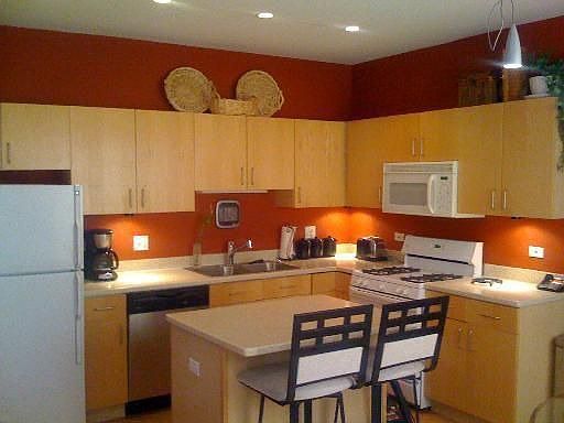 2nd image of 1515 S Michigan Ave #T2b