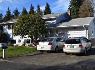 18345 SE Clinton St, Gresham, OR 97030