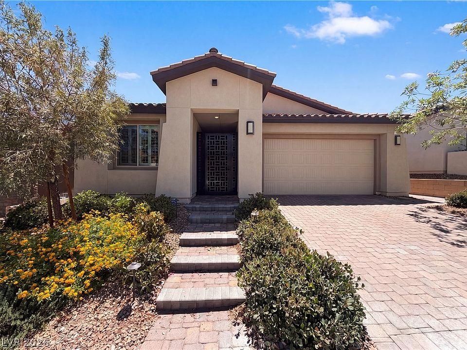 1st image of 38 Sun Lily Ln