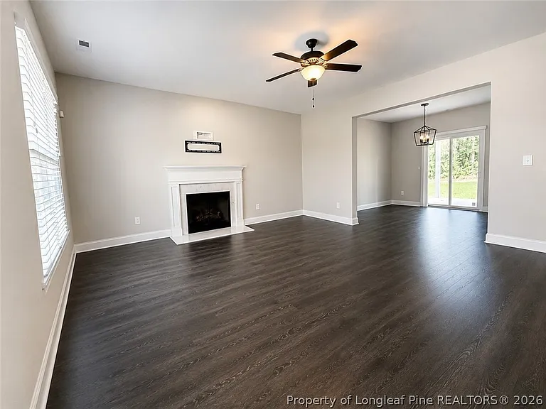 621 Blawell Cir — Photo 9