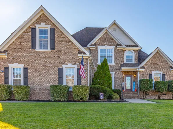 8764 Allie Dan Ct, Ooltewah, TN 37363