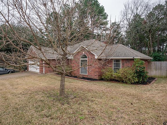 4th image of 309 Canterbury Ct