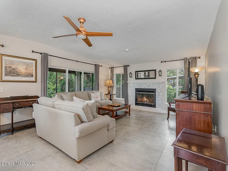 115 S Indian Cir — Photo 11