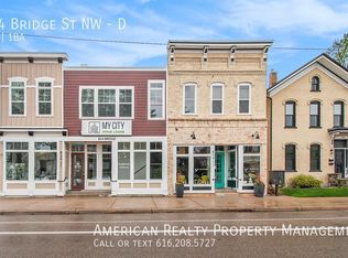 824 Bridge St NW APT D, Grand Rapids, MI 49504