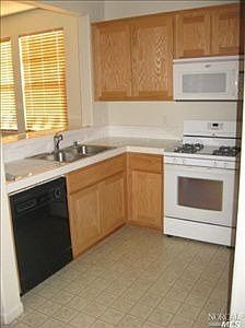 2nd image of 1602 Chamberlain Dr