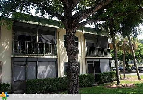 3rd image of 4144 NW 90th Ave APT 201