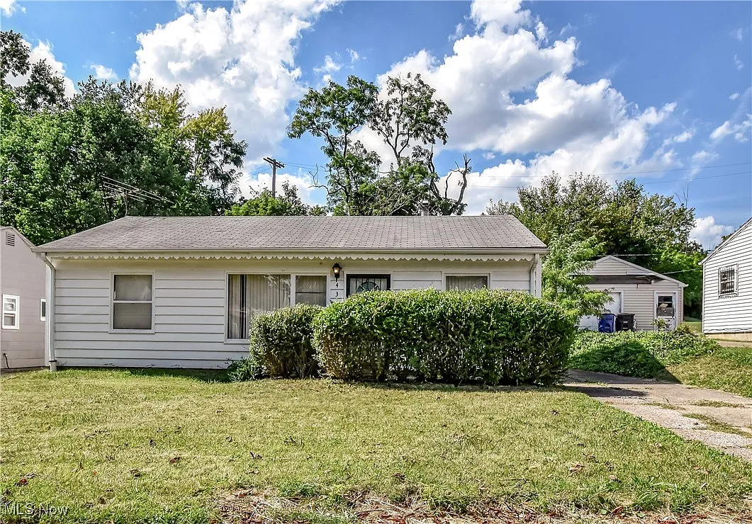 4380 Wyatt Rd photo 1
