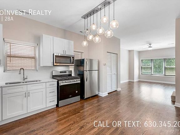 3rd image of 2522 W Cortland St APT 2F