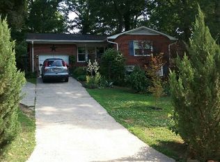 1022 Tanglewood Dr, Gastonia, NC 28054