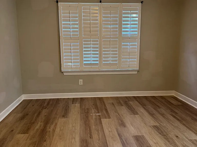 1100 Paddock Park Cir — Photo 25
