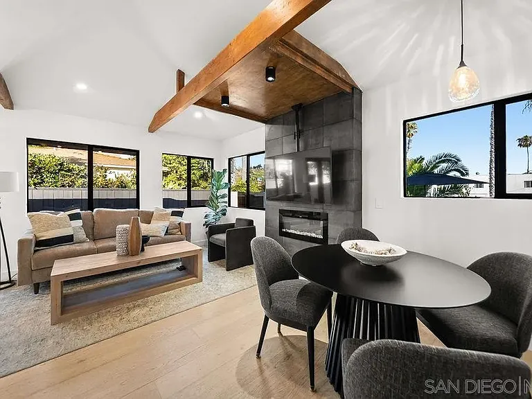 436 Bonair St — Photo 1
