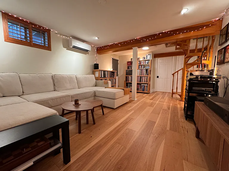 78 Sycamore St #2 — Photo 17