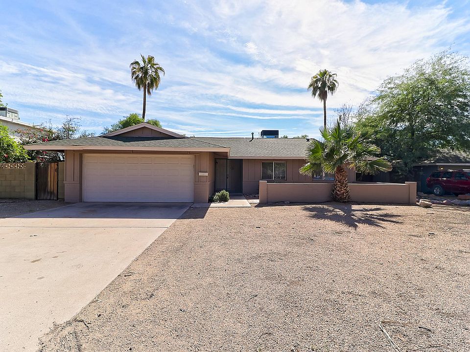 1st image of 413 E El Caminito Dr